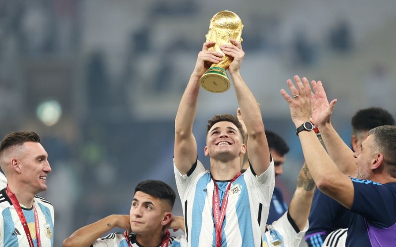 julián álvarez vô địch world cup 20222